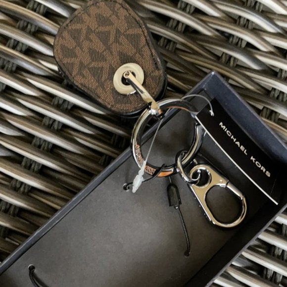 Harrison Signature Logo Bottle Opener Key Fob Brown/Black - Picture 1 of 9